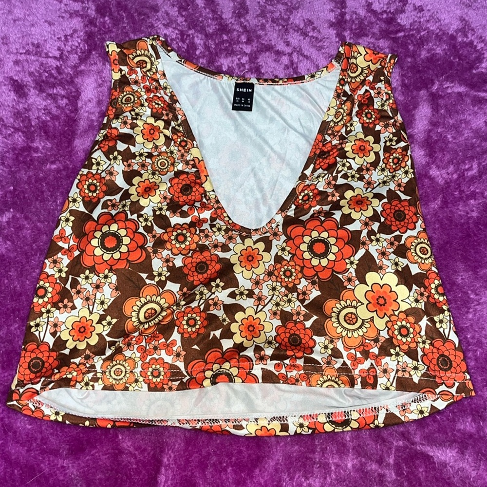 SHEIN 70s Style Floral Crop Tank Top